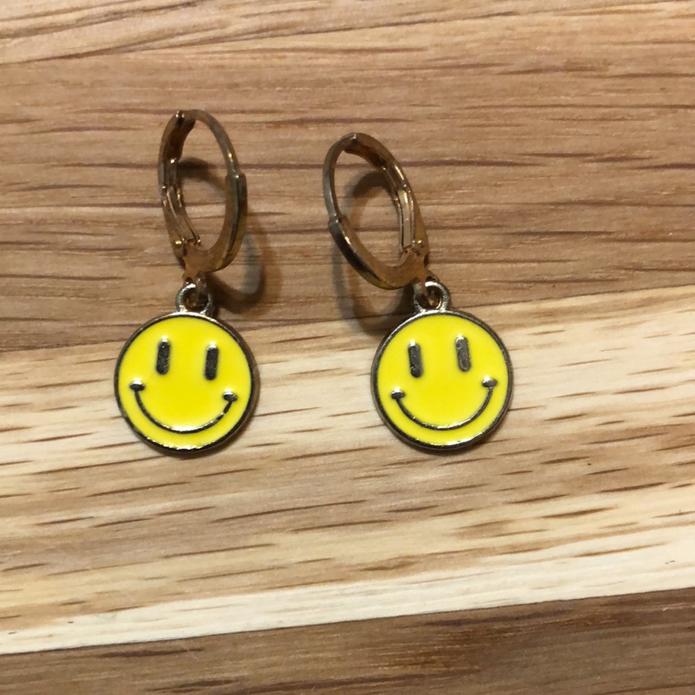 Smiley Face Earrings